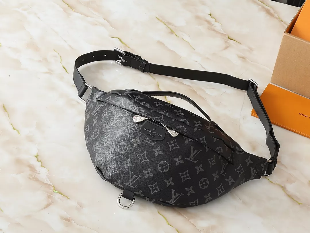 Minimalist 3634 Louis Vuitton LV AAA Quality Belt Bags For Unisex