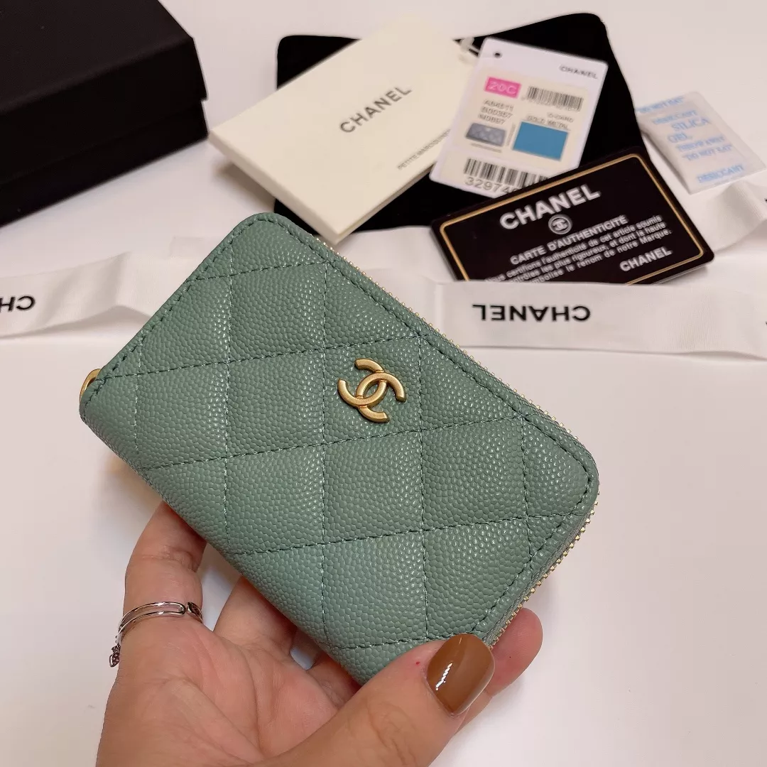Minimalist 3680 Chanel Card Case