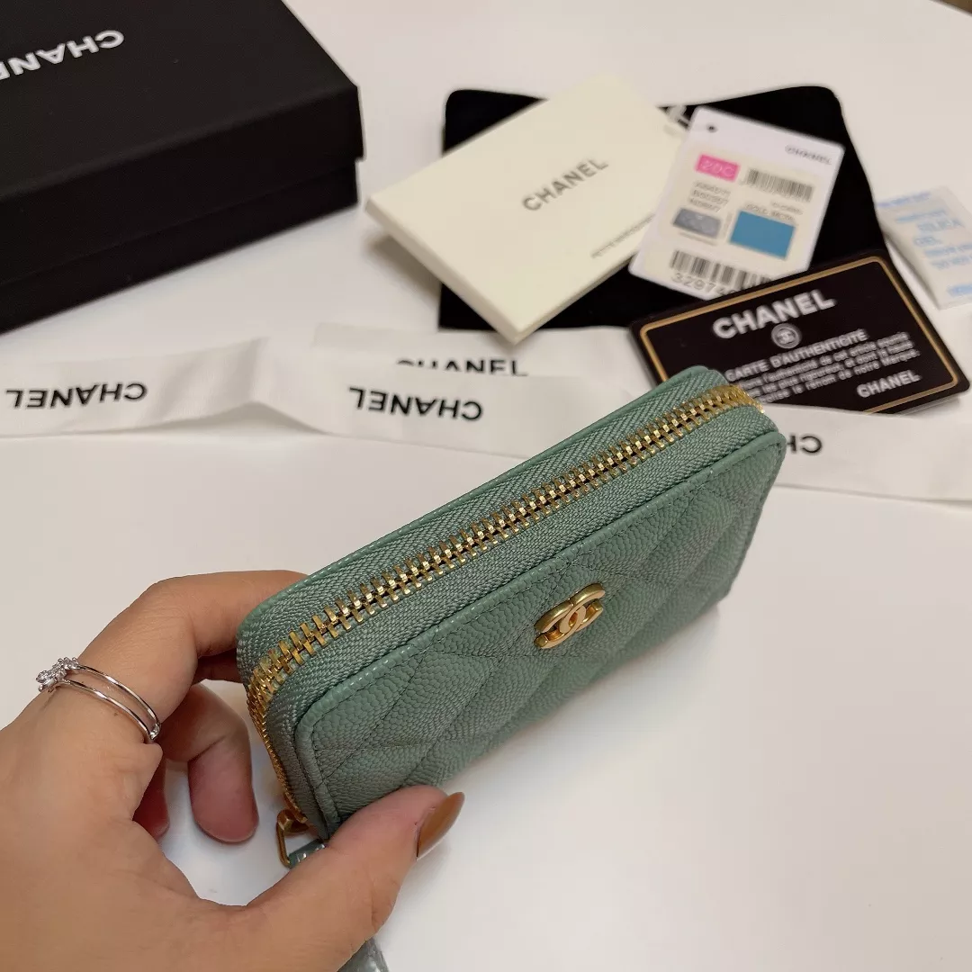 Minimalist 3680 Chanel Card Case