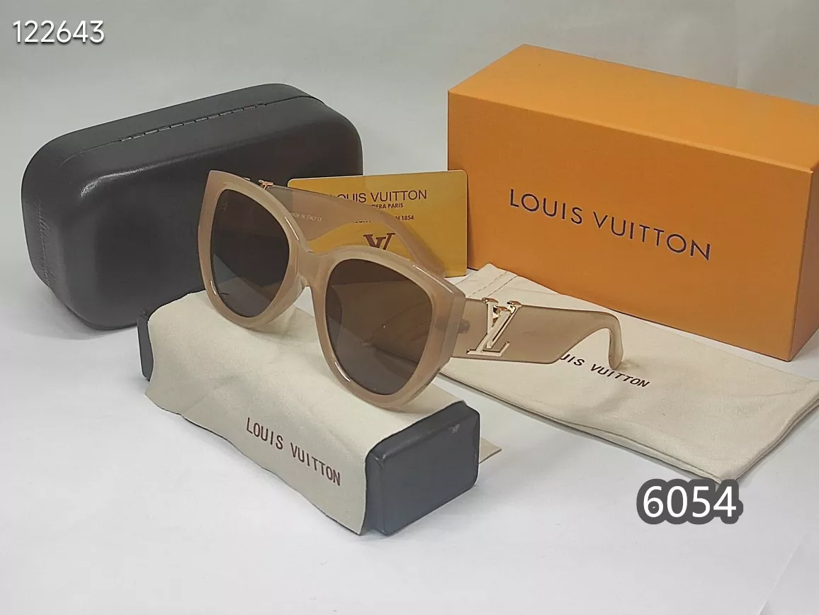 Minimalist 3832 Louis Vuitton Sunglasses