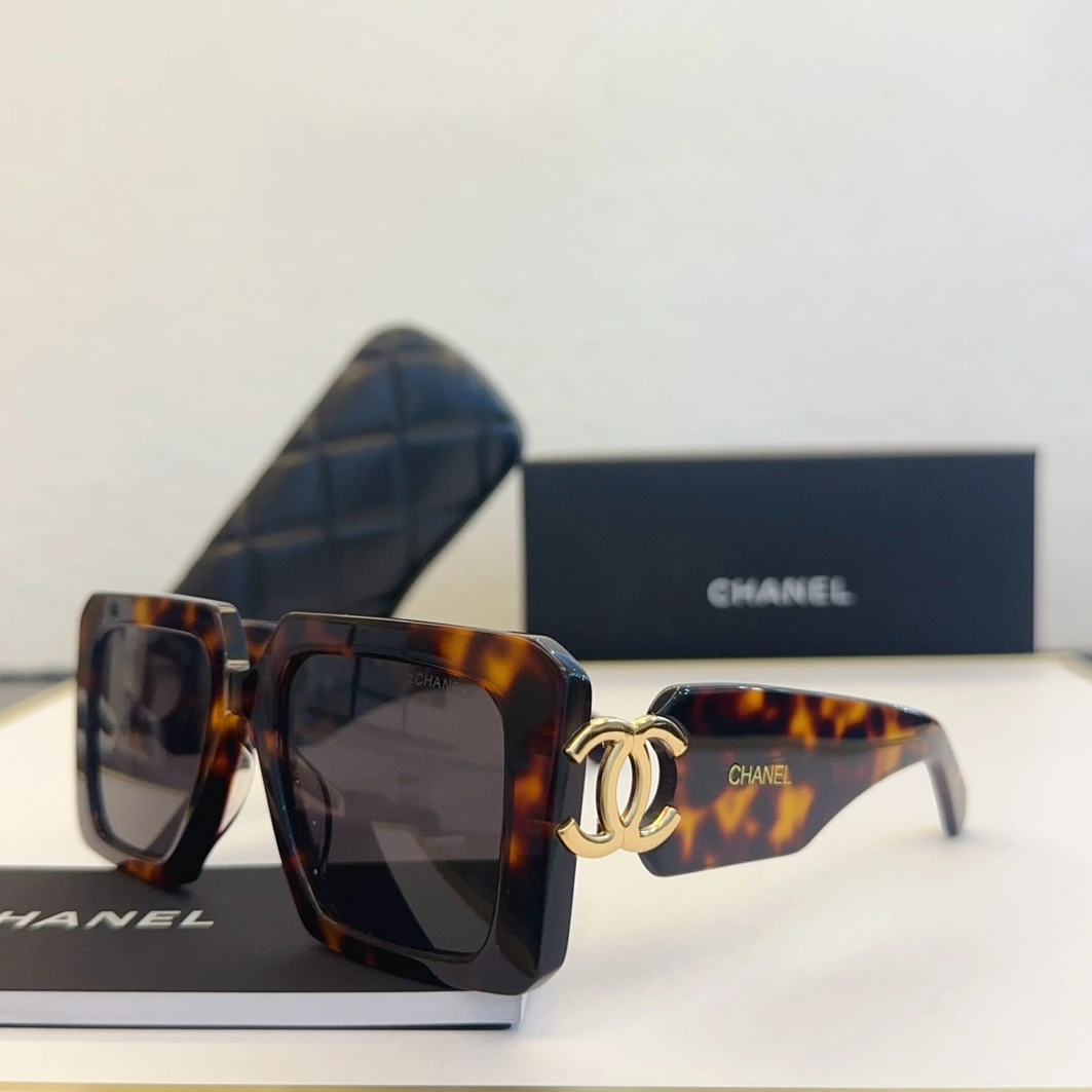 Minimalist 3853 Chanel AAA Quality Sunglasses