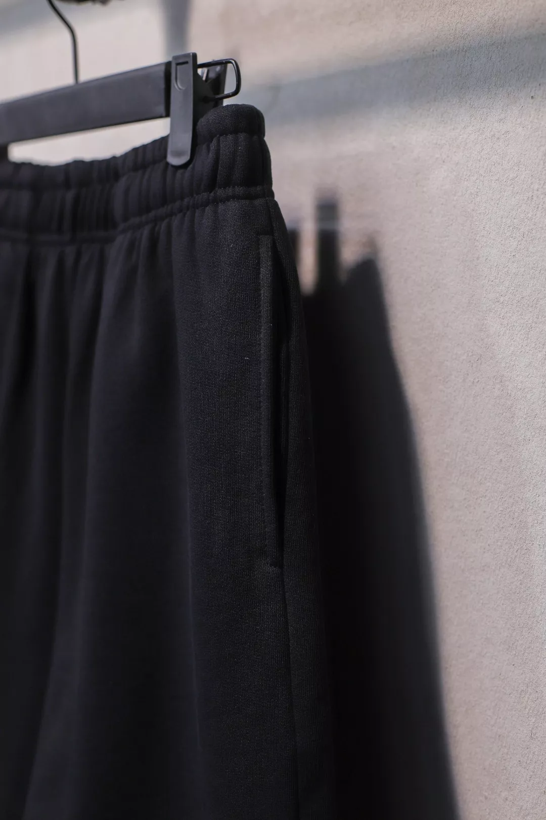 Minimalist 3892 Balenciaga Pants For Unisex