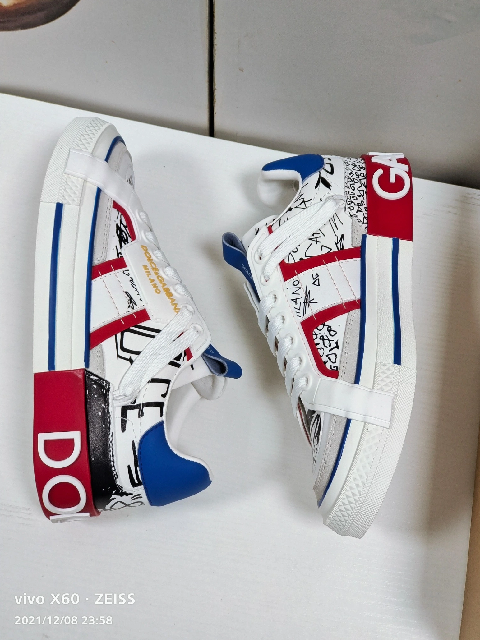 Minimalist 3998 Dolce & Gabbana D&G Casual Shoes For Women