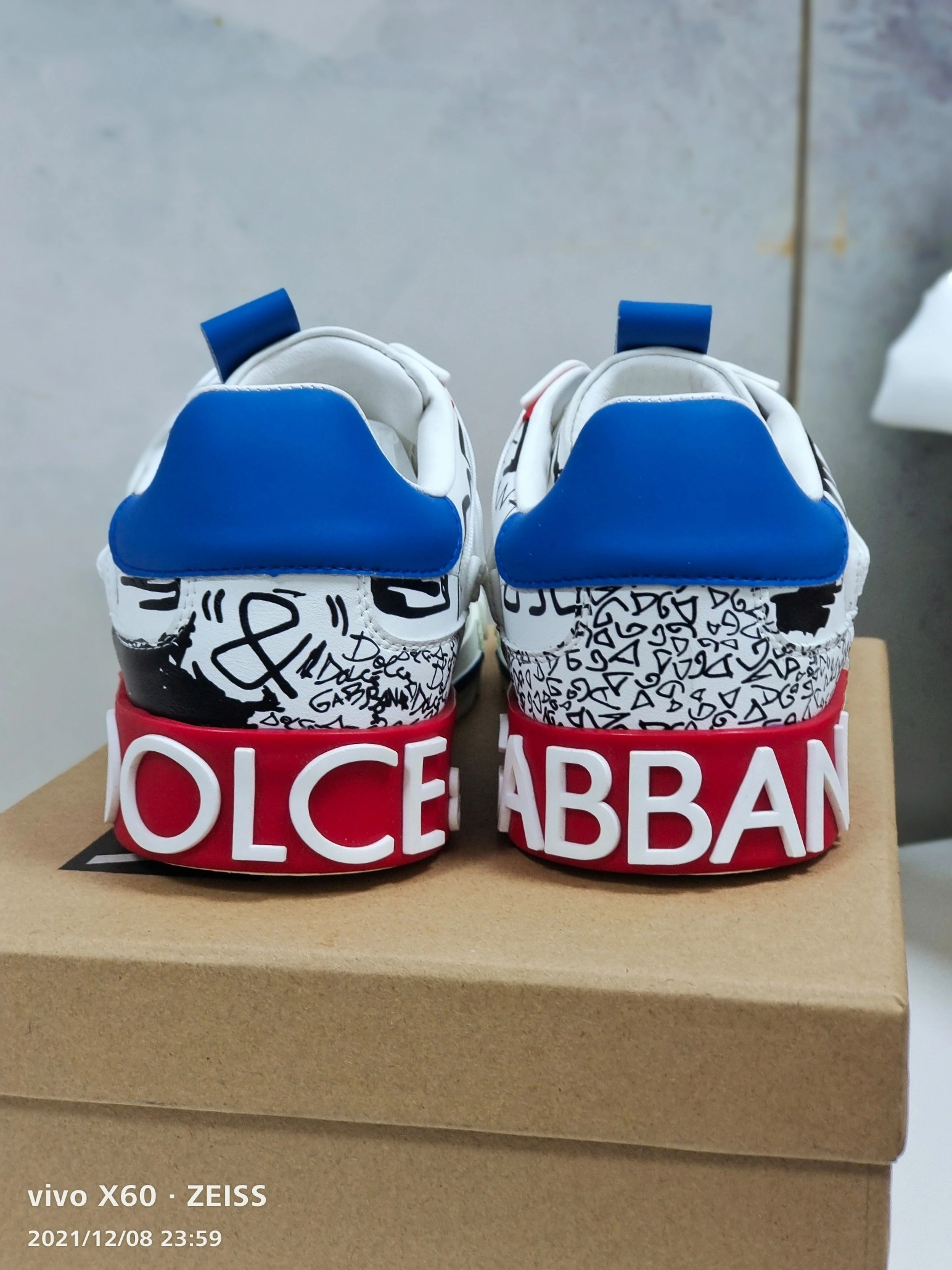 Minimalist 3998 Dolce & Gabbana D&G Casual Shoes For Women
