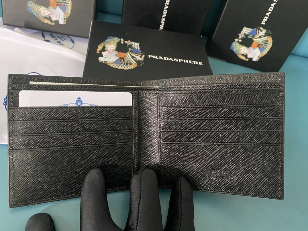Minimalist 4026 Prada Wallets For Men