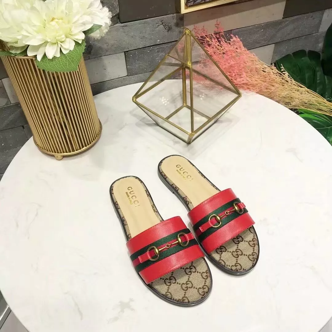 Minimalist 4036 Gucci Slippers For Women