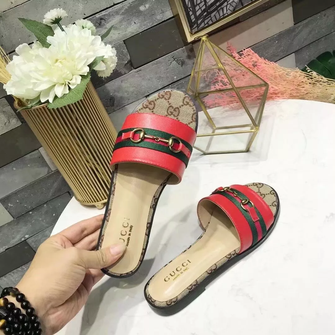Minimalist 4036 Gucci Slippers For Women