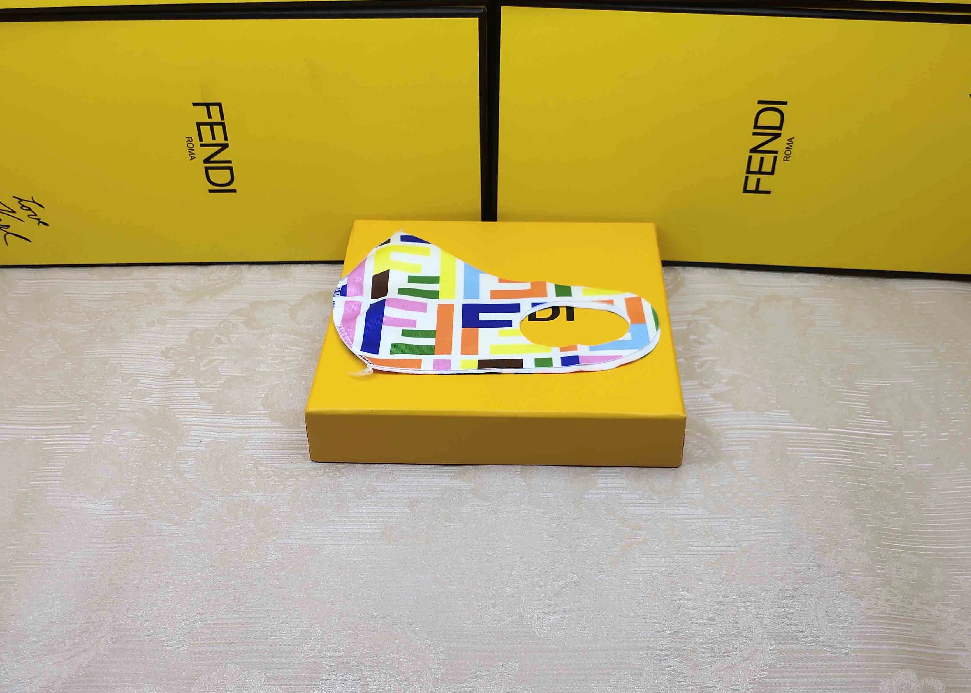 Minimalist 408 Fendi Fashion Mask