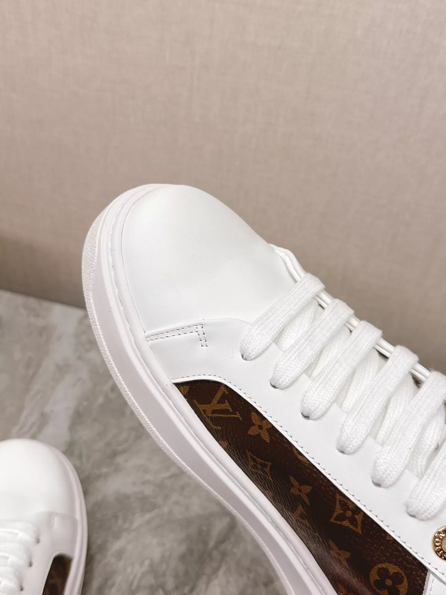 Minimalist 4135 Louis Vuitton Casual Shoes For Men