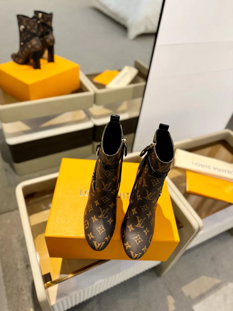 Minimalist 4346 Louis Vuitton Boots For Women
