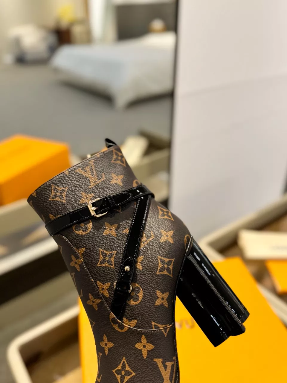 Minimalist 4346 Louis Vuitton Boots For Women