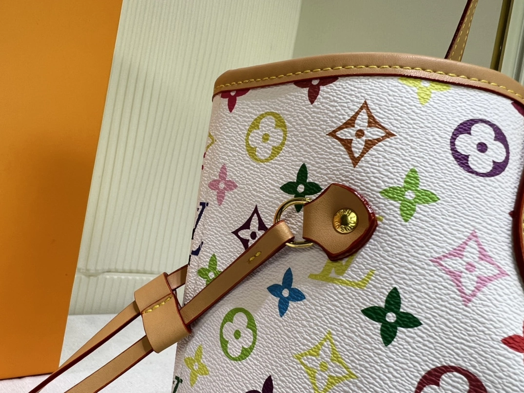 Minimalist 4584 Louis Vuitton AAA Quality Shoulder Bags For Women