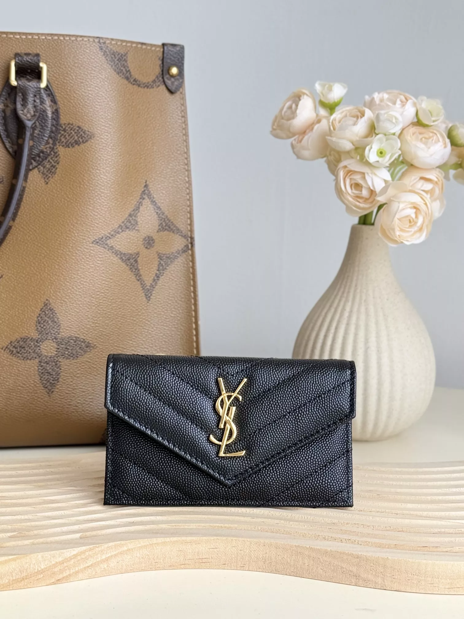 Minimalist 4680 Yves Saint Laurent AAA Quality Card Case For Women