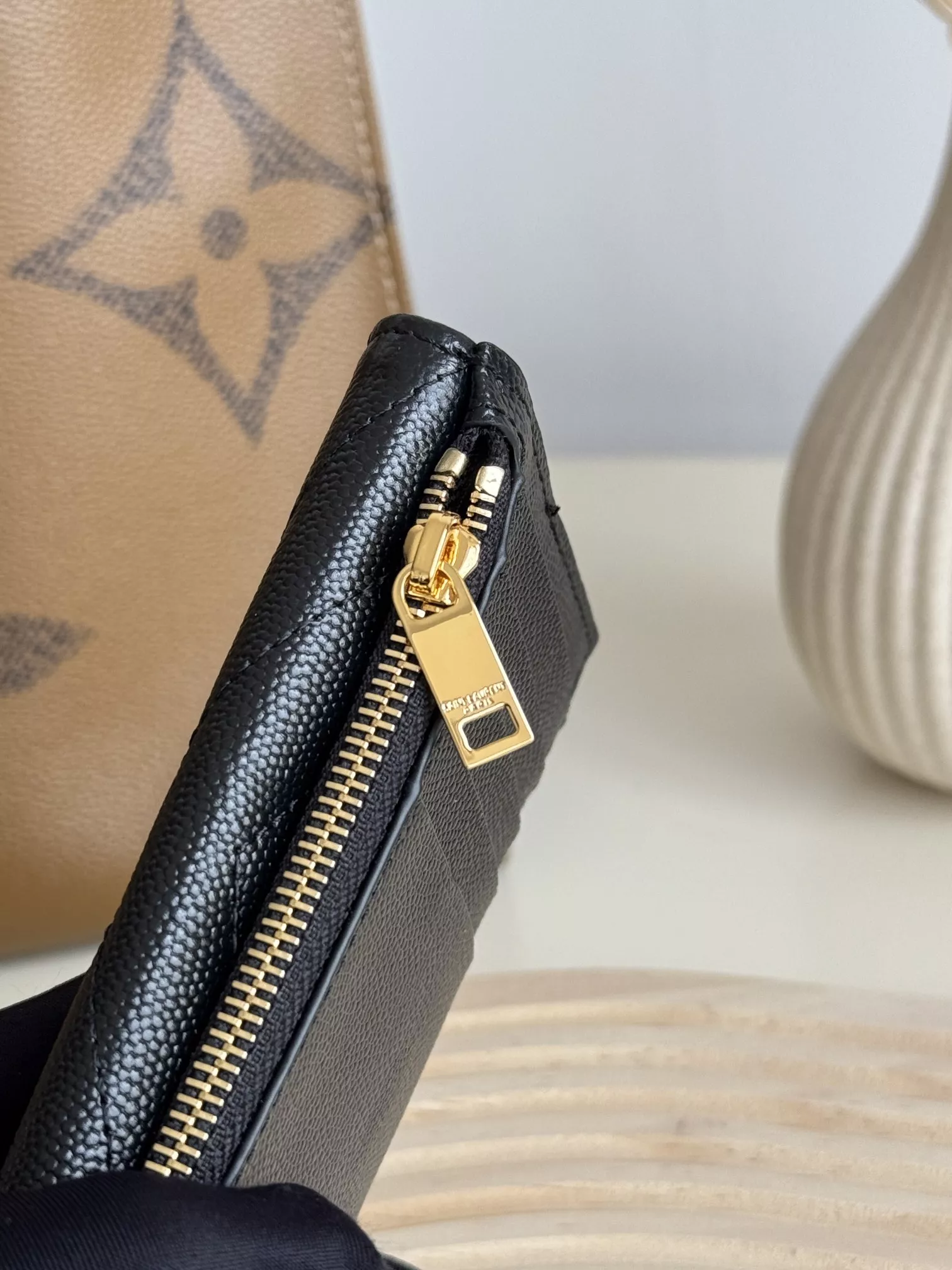 Minimalist 4680 Yves Saint Laurent AAA Quality Card Case For Women