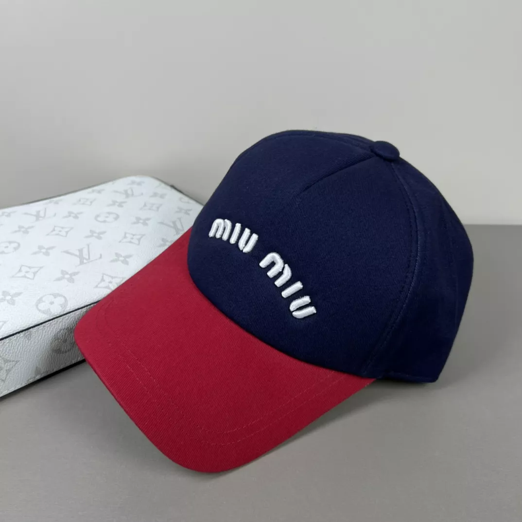 Minimalist 4681 MIU MIU Caps