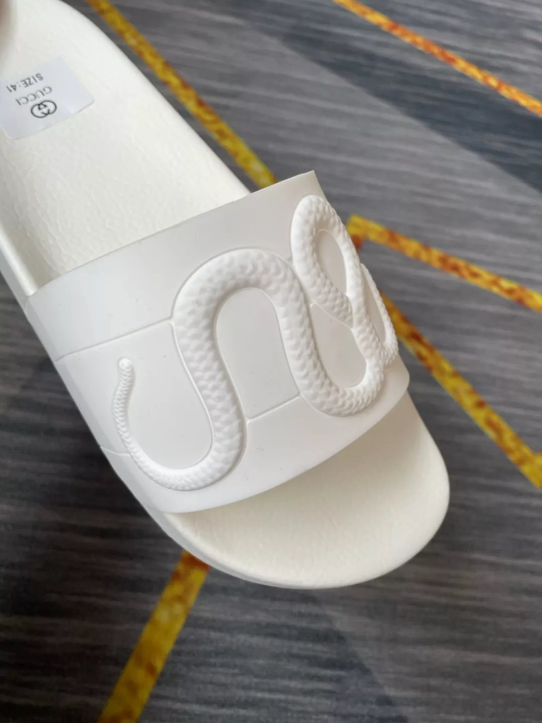 Minimalist 4821 Gucci Slippers For Men