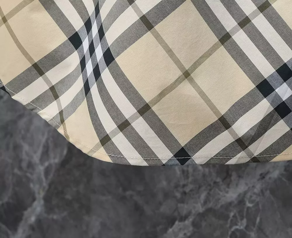 Minimalist 4921 Burberry Shirts Long Sleeved For Men
