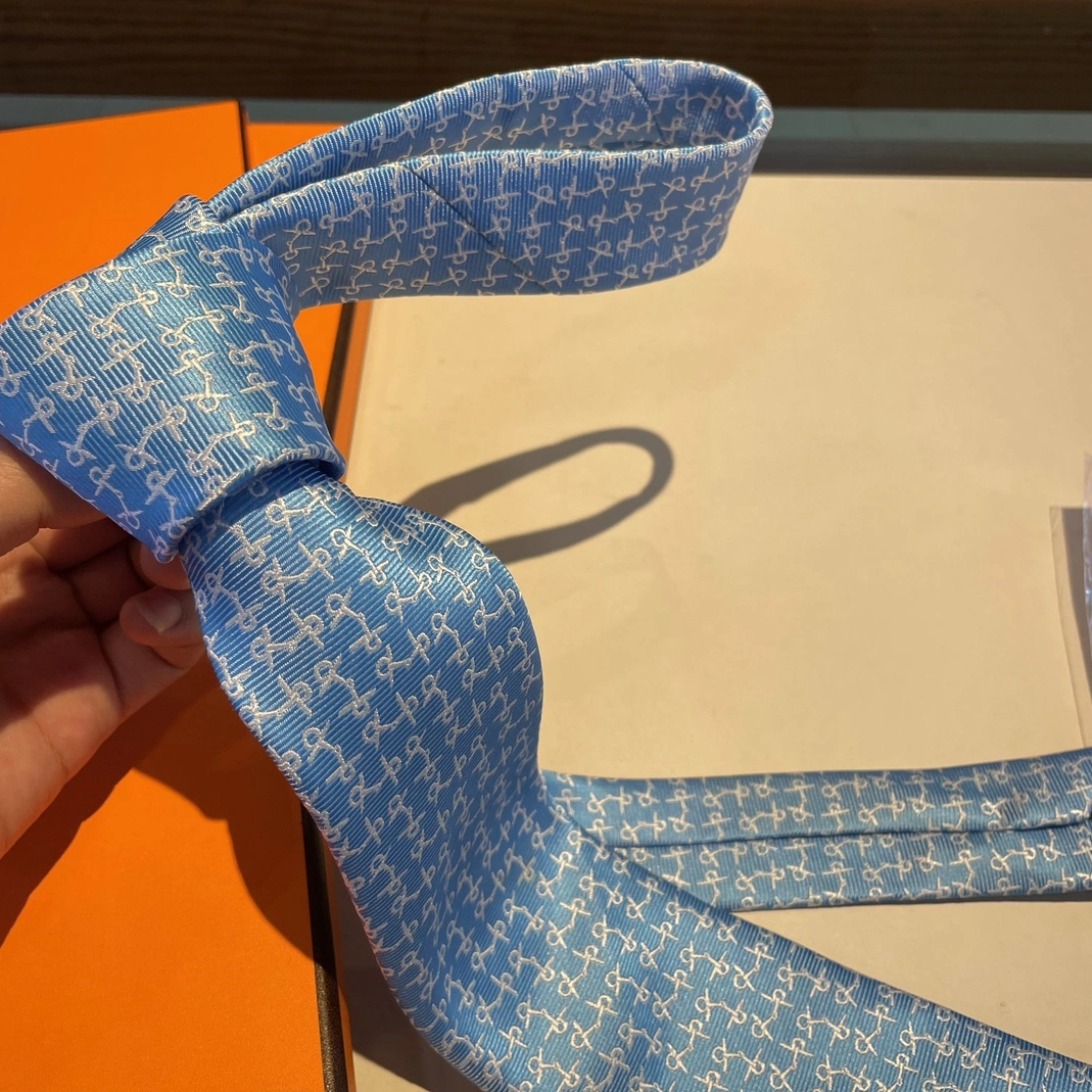 Minimalist 5140 Hermes Necktie For Men