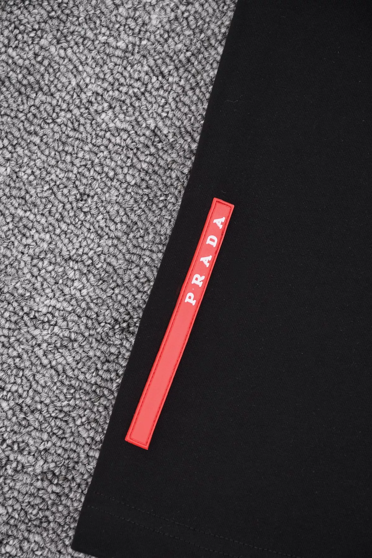 Minimalist 5370 Prada T-Shirts Short Sleeved For Unisex