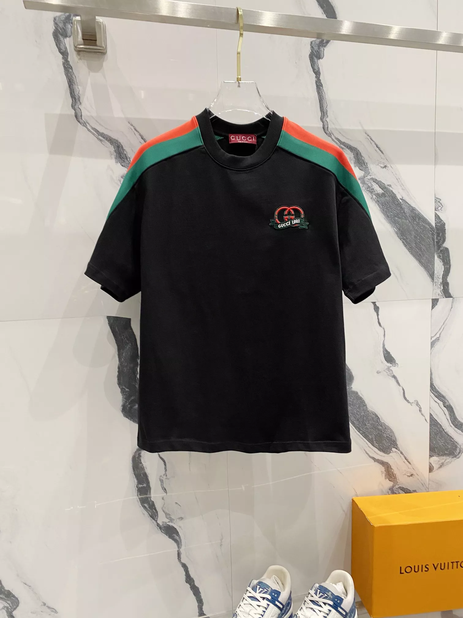 Minimalist 5608 Gucci T-Shirts Short Sleeved For Unisex