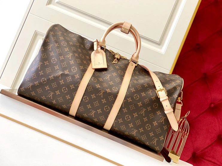 Minimalist 5608 Louis Vuitton Travel Bags