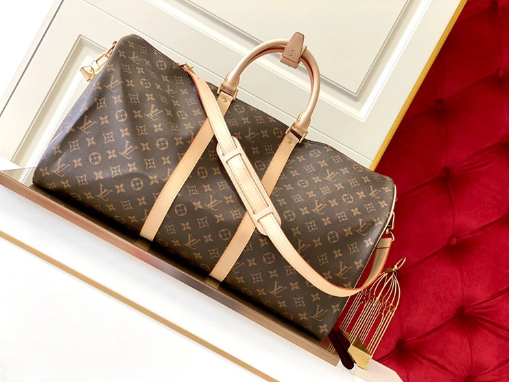 Minimalist 5608 Louis Vuitton Travel Bags