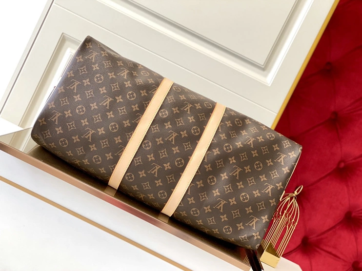 Minimalist 5608 Louis Vuitton Travel Bags