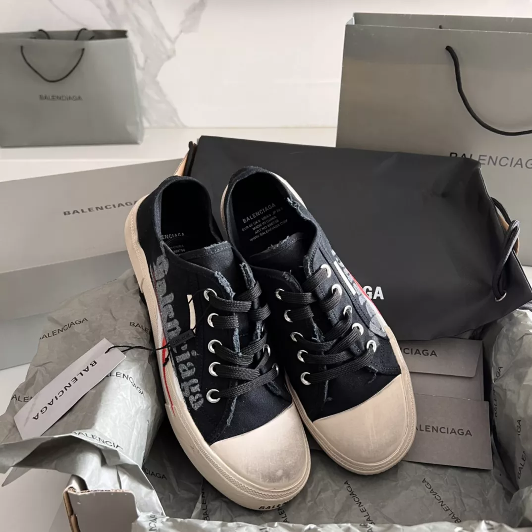 Minimalist 5731 Balenciaga Casual Shoes For Men