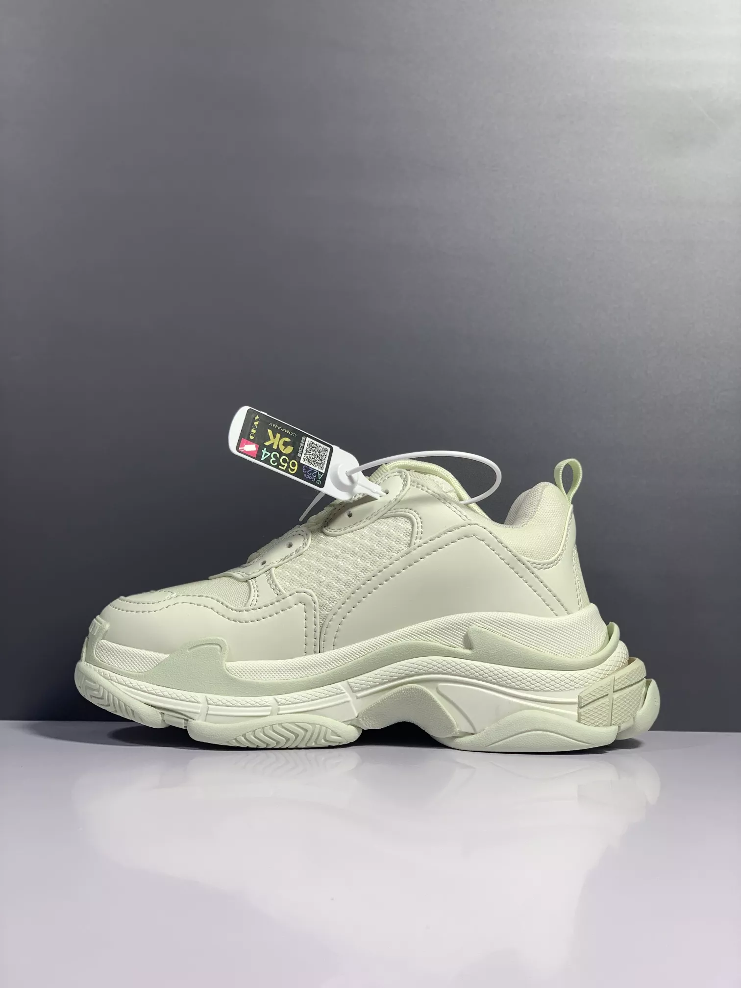 Minimalist 5847 Balenciaga Casual Shoes For Women