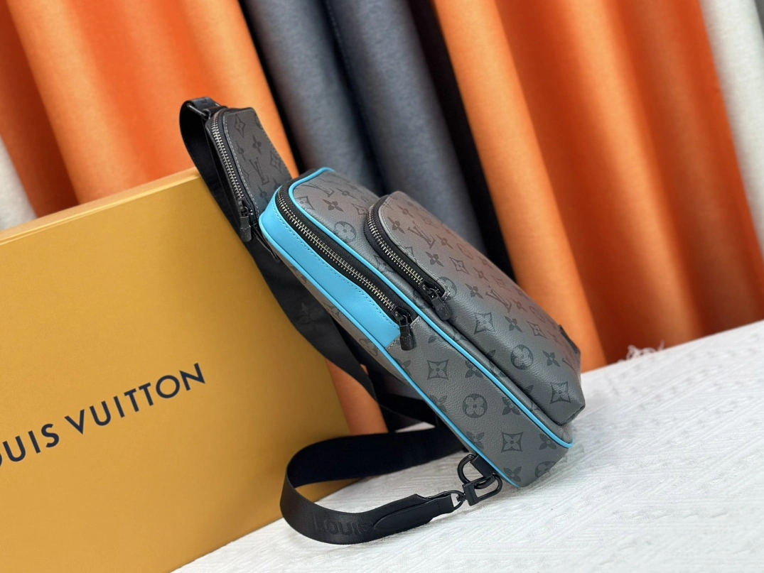 Minimalist 5855 Louis Vuitton AAA Man Messenger Bags