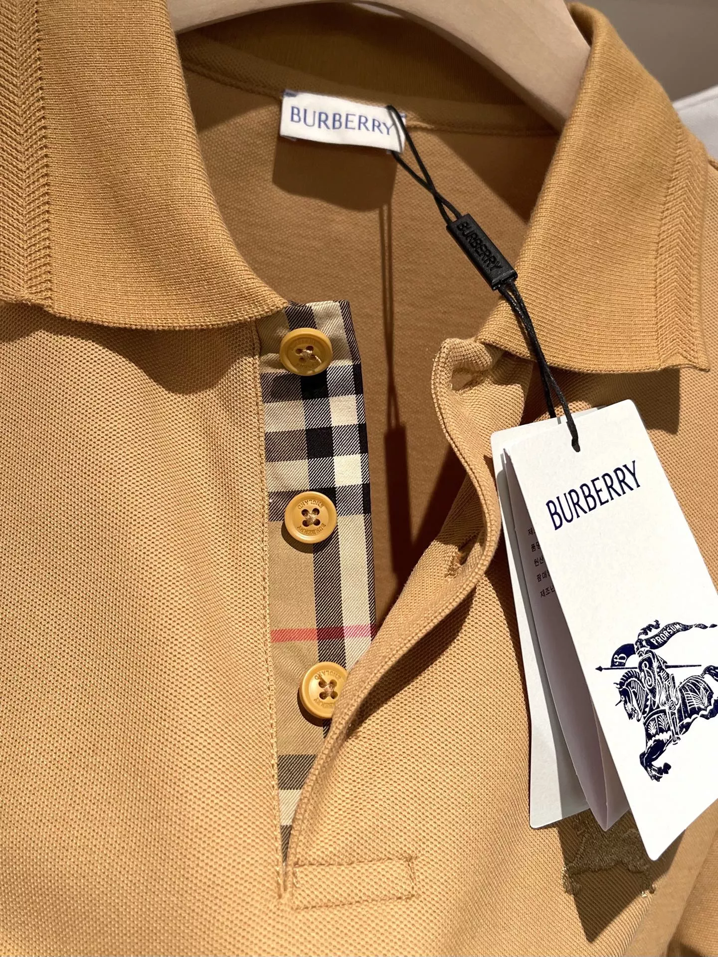 Minimalist 5895 Burberry T-Shirts Short Sleeved For Unisex