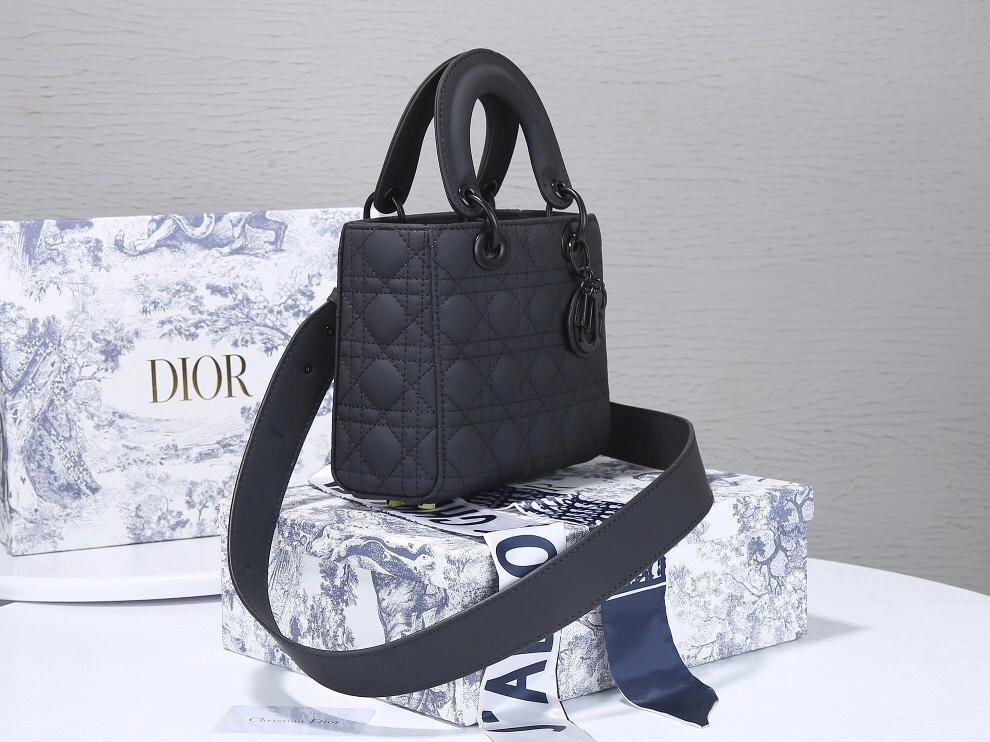 Minimalist 5946 Christian Dior AAA Quality Messenger Bags For Women