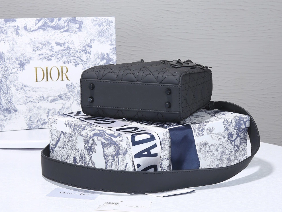 Minimalist 5946 Christian Dior AAA Quality Messenger Bags For Women