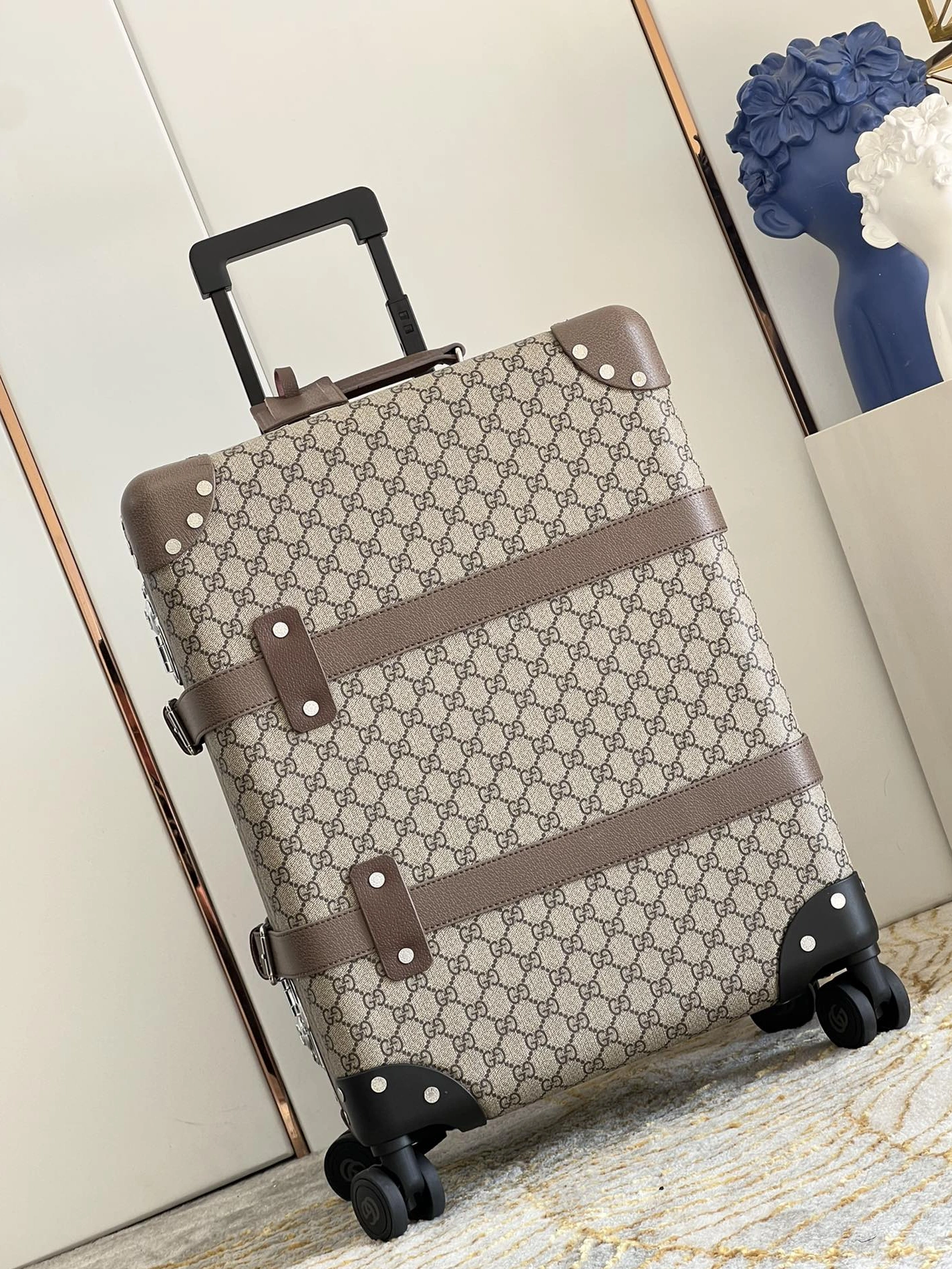 Minimalist 6067 Gucci Luggage