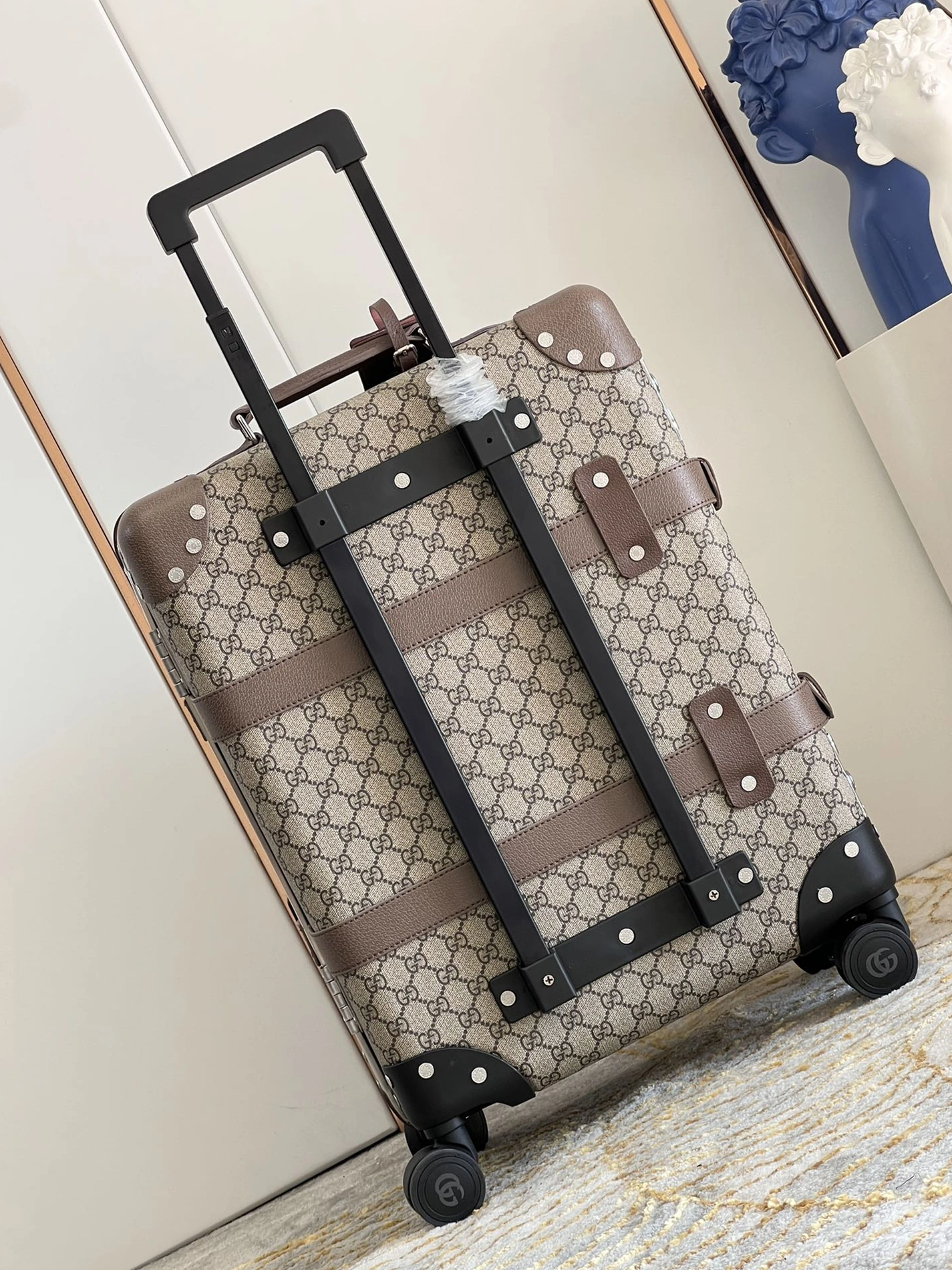 Minimalist 6067 Gucci Luggage