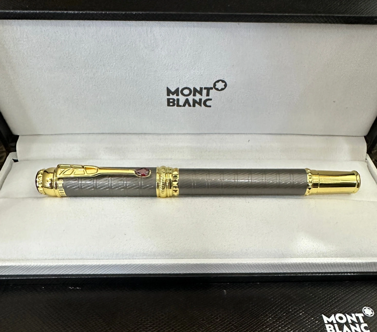 Minimalist 6235 Montblanc Pen
