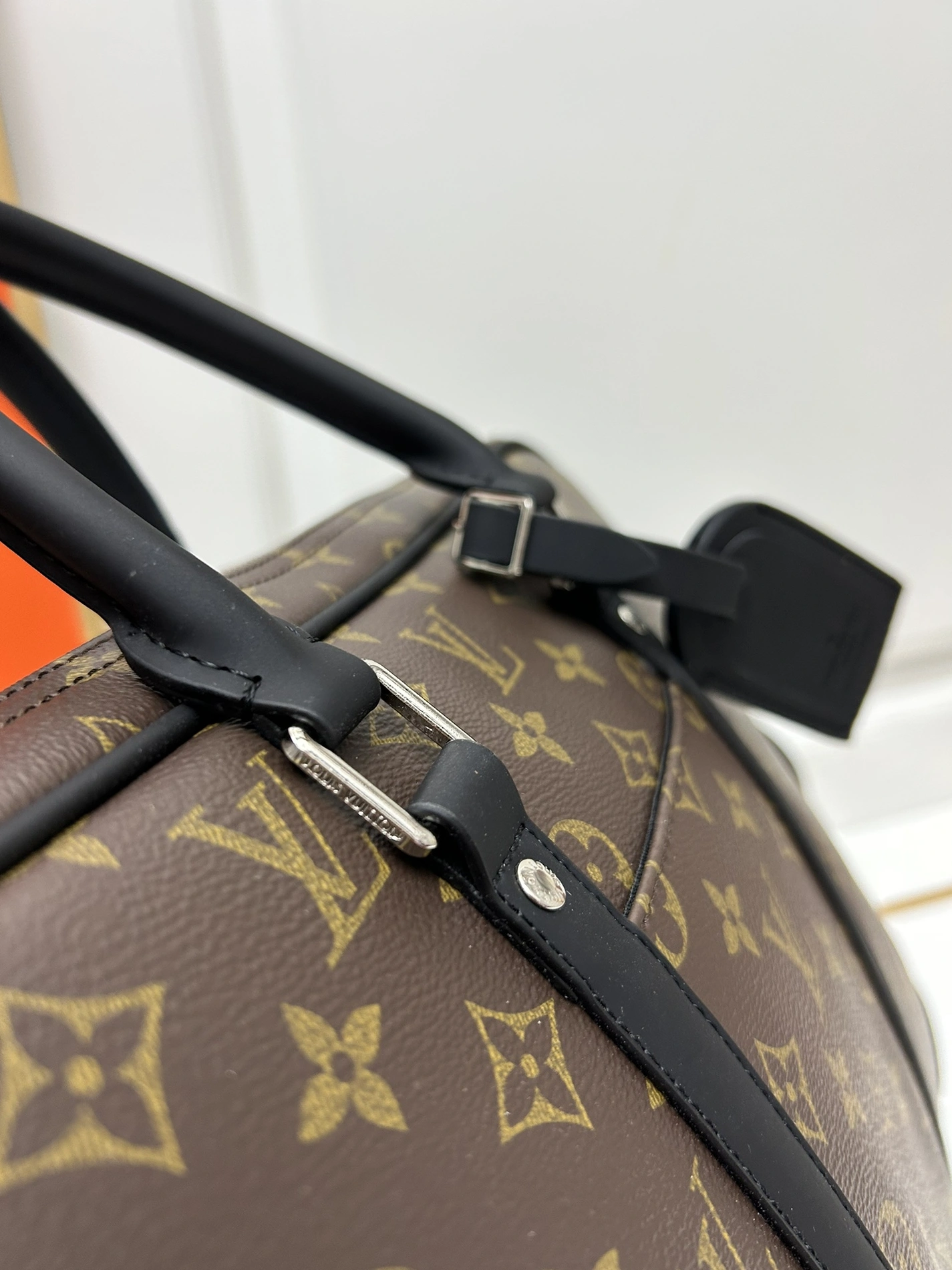 Minimalist 6483 Louis Vuitton AAA Man Handbags