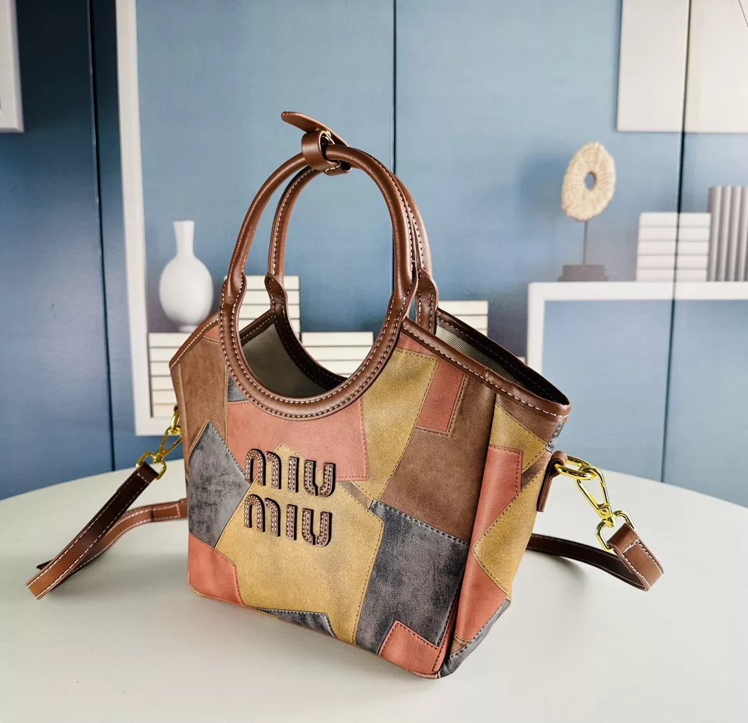 Minimalist 6602 MIU MIU AAA Quality Handbags For Women