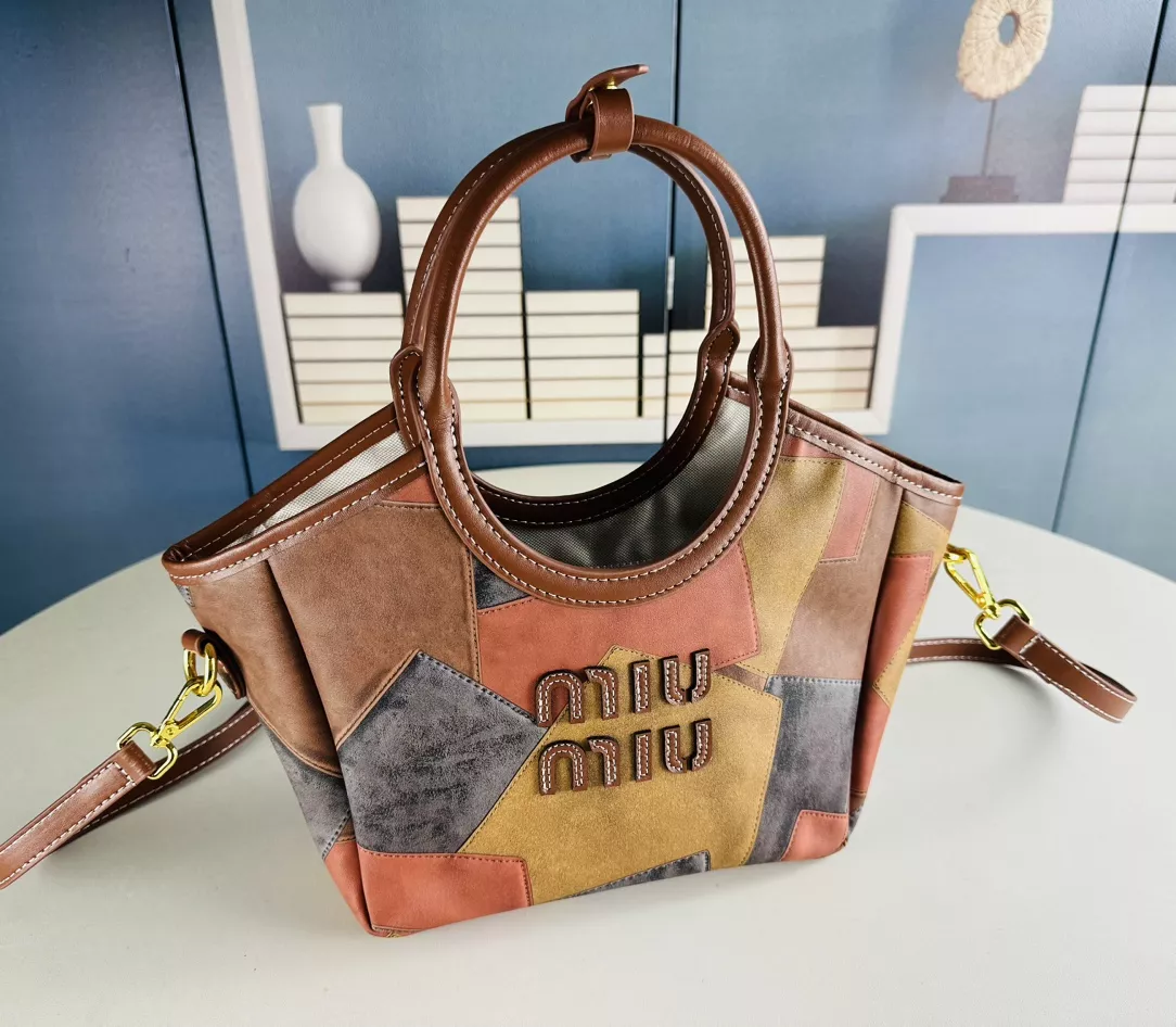 Minimalist 6602 MIU MIU AAA Quality Handbags For Women