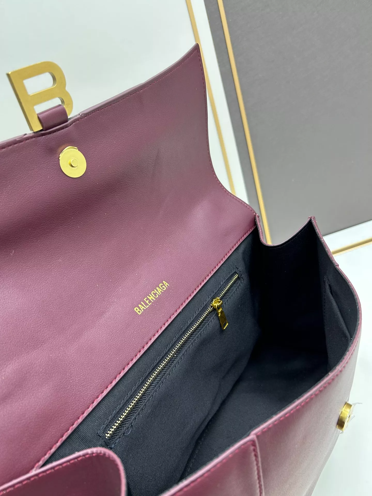 Minimalist 6626 Balenciaga AAA Quality Shoulder Bags For Women