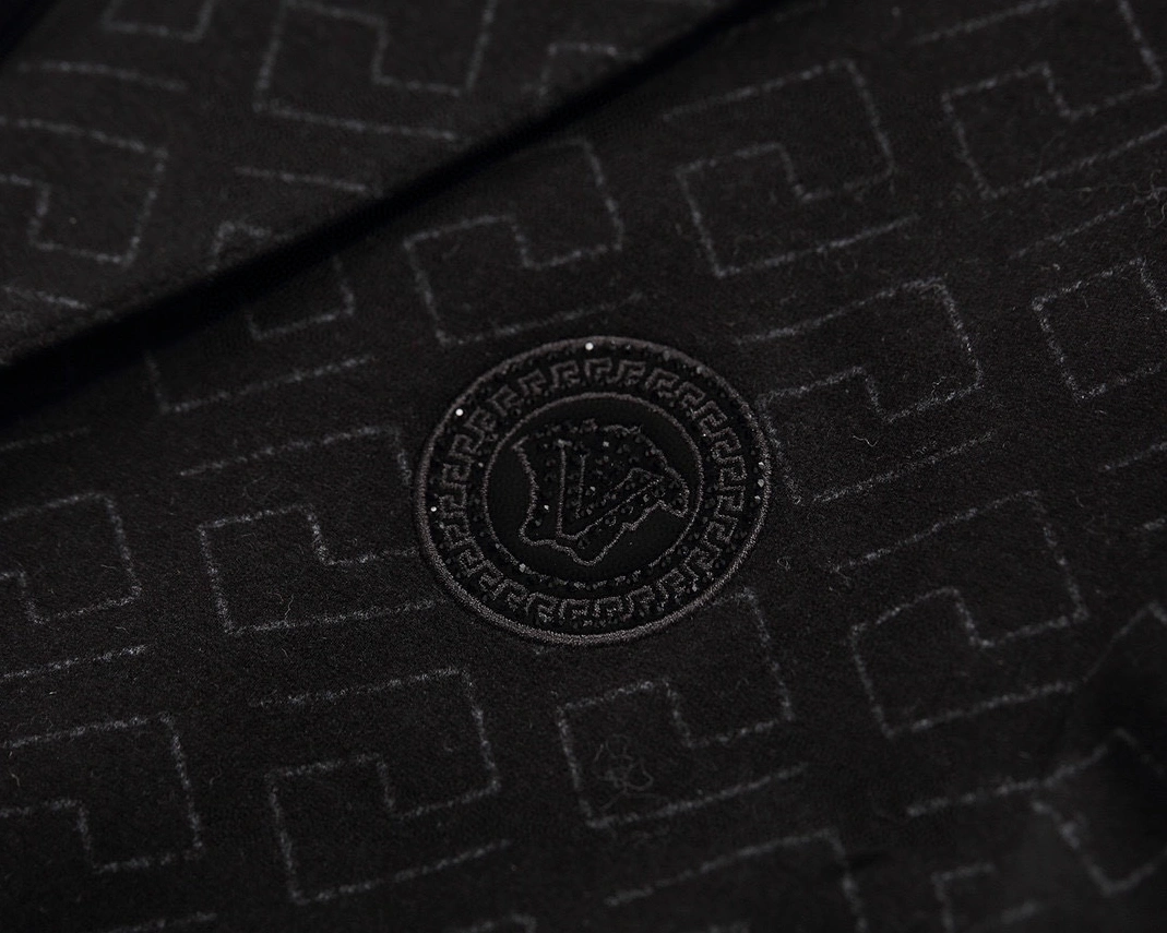 Minimalist 6661 Versace Jackets Long Sleeved For Men