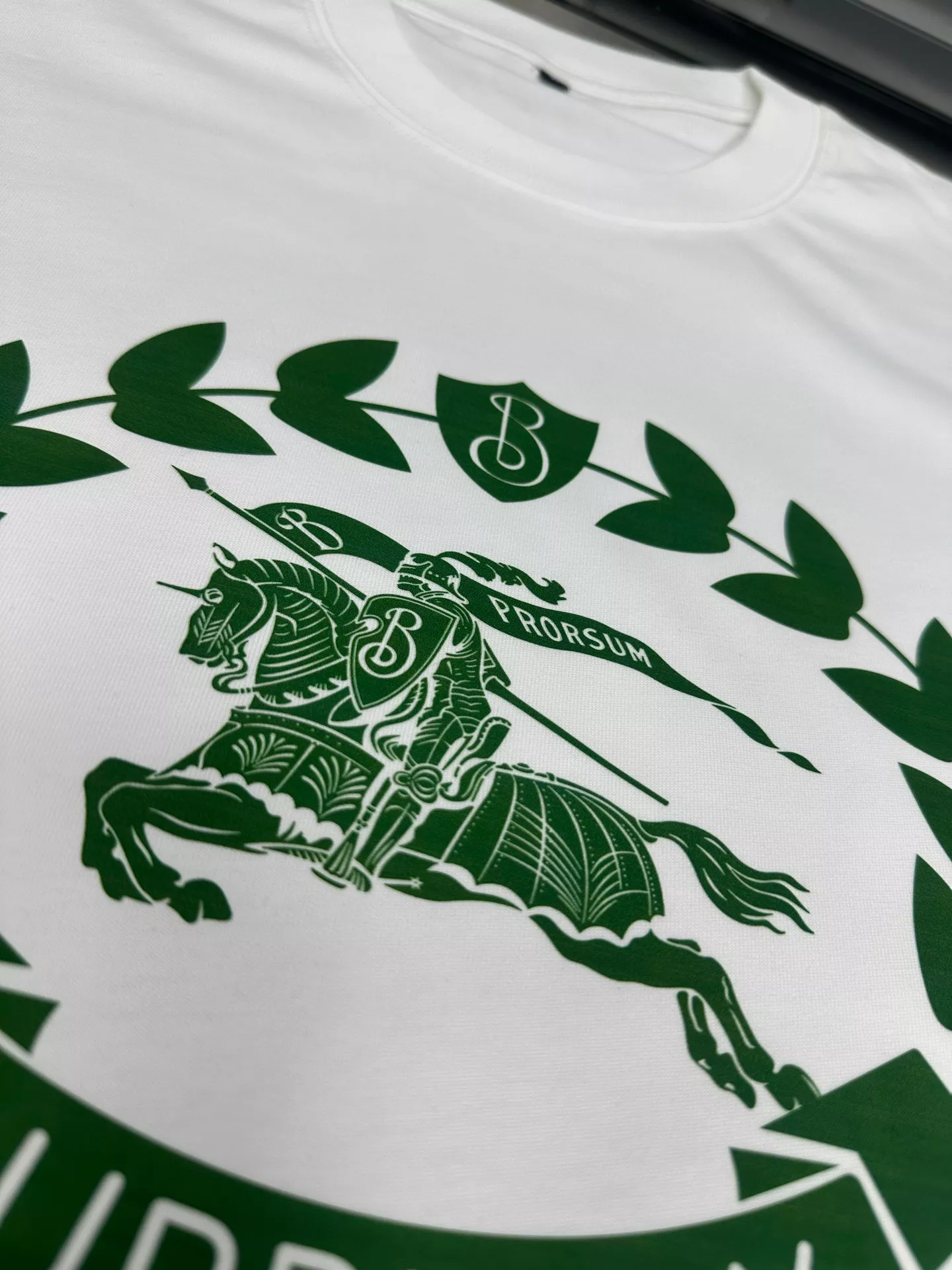 Minimalist 6863 Burberry T-Shirts Short Sleeved For Unisex