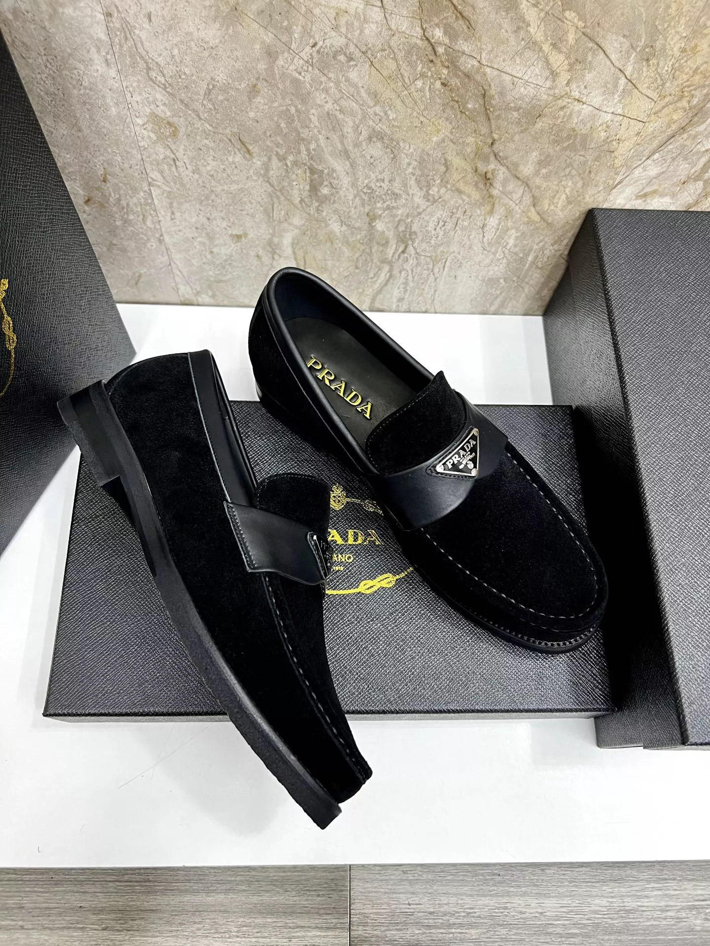 Minimalist 7004 Prada Leather Shoes For Men