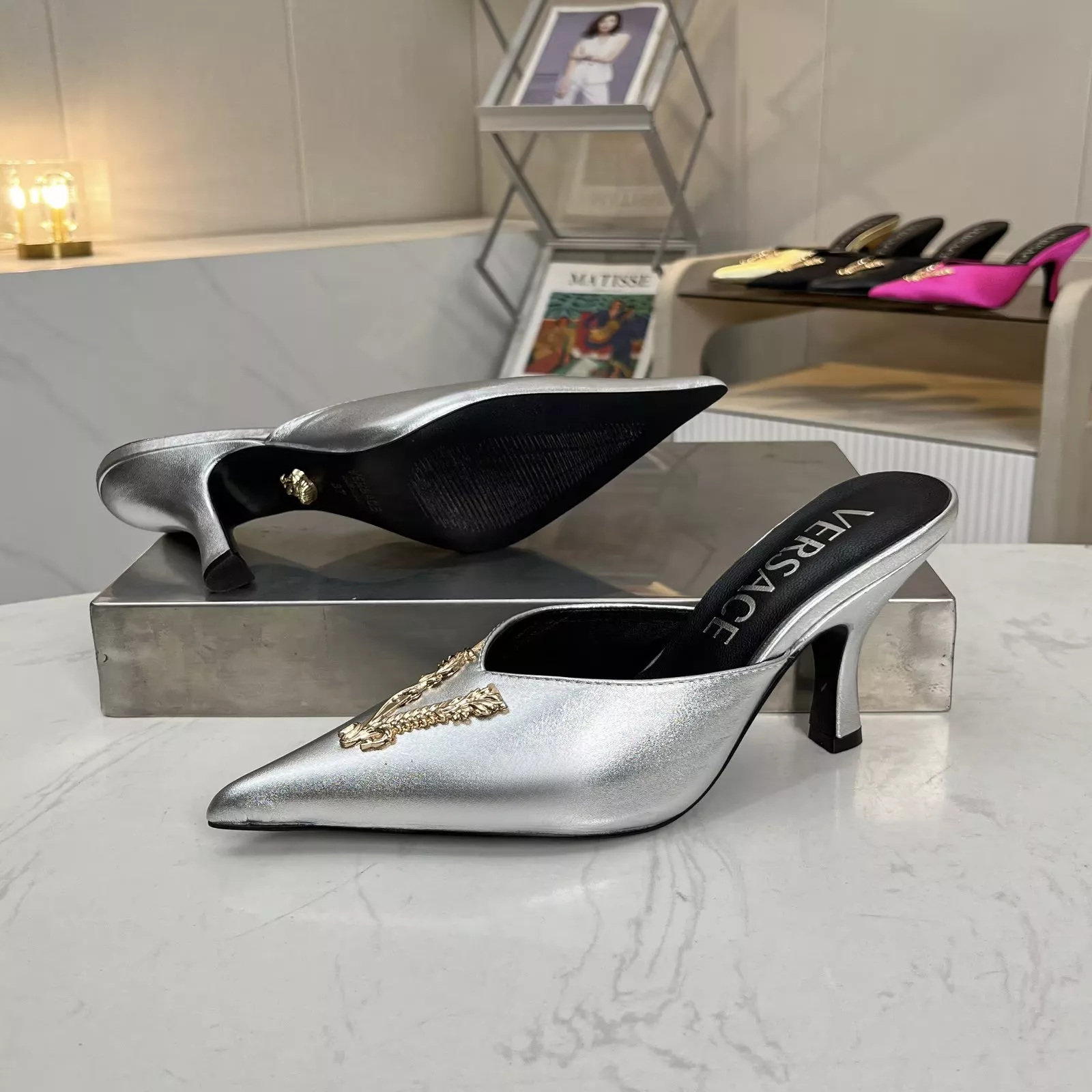 Minimalist 7193 Versace Slippers For Women