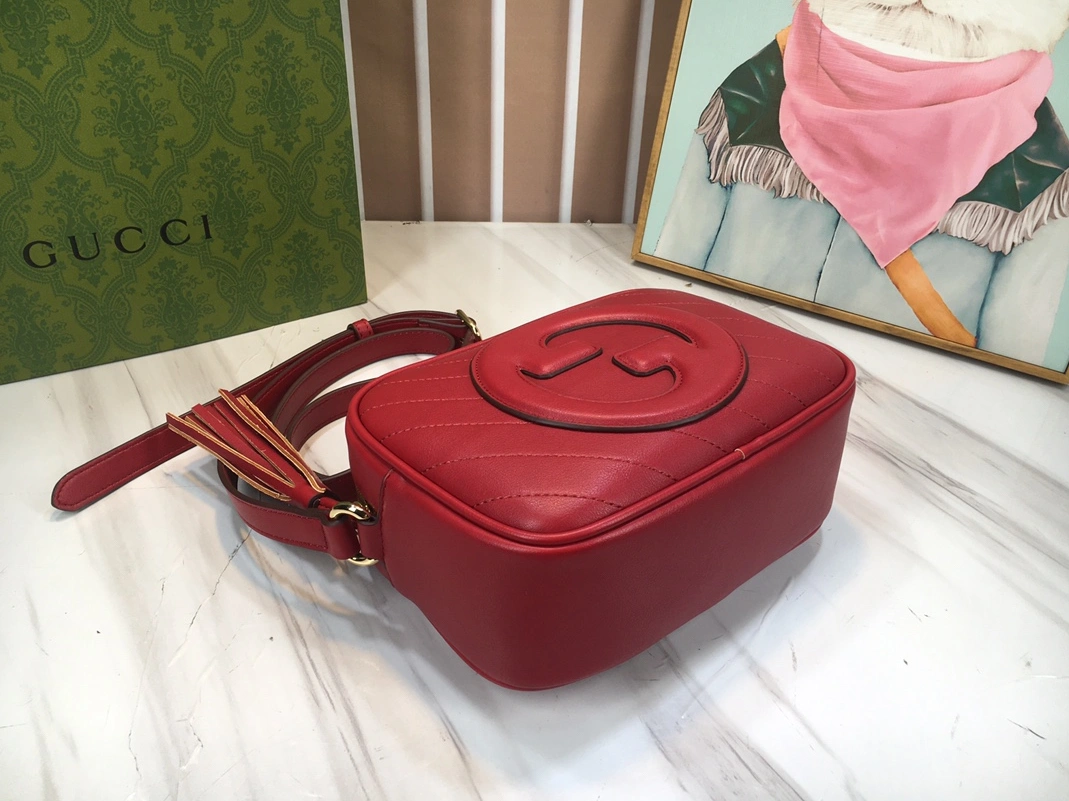 Minimalist 7570 Gucci AAA Quality Messenger Bags For Women
