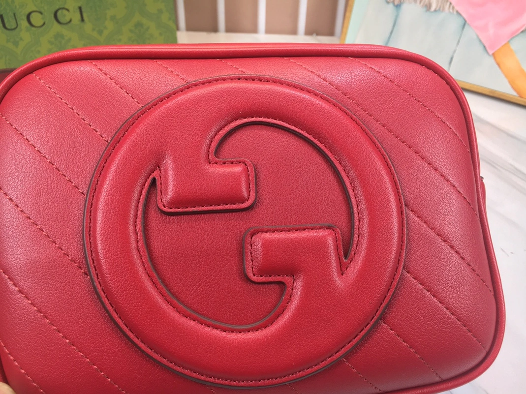 Minimalist 7570 Gucci AAA Quality Messenger Bags For Women