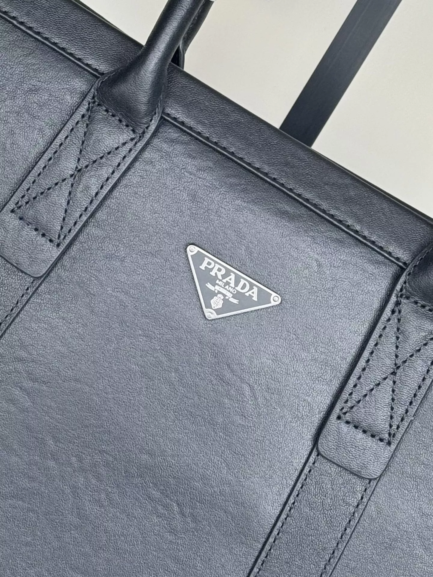 Minimalist 7615 Prada AAA Man Handbags