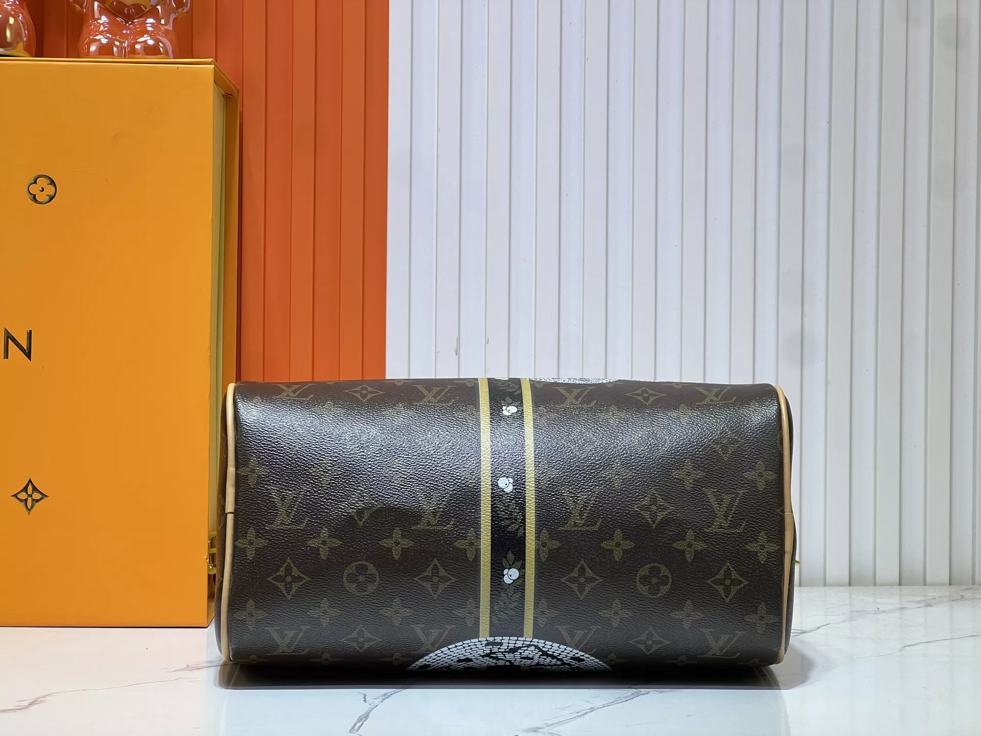 Minimalist 7720 Louis Vuitton AAA Quality Handbags For Women