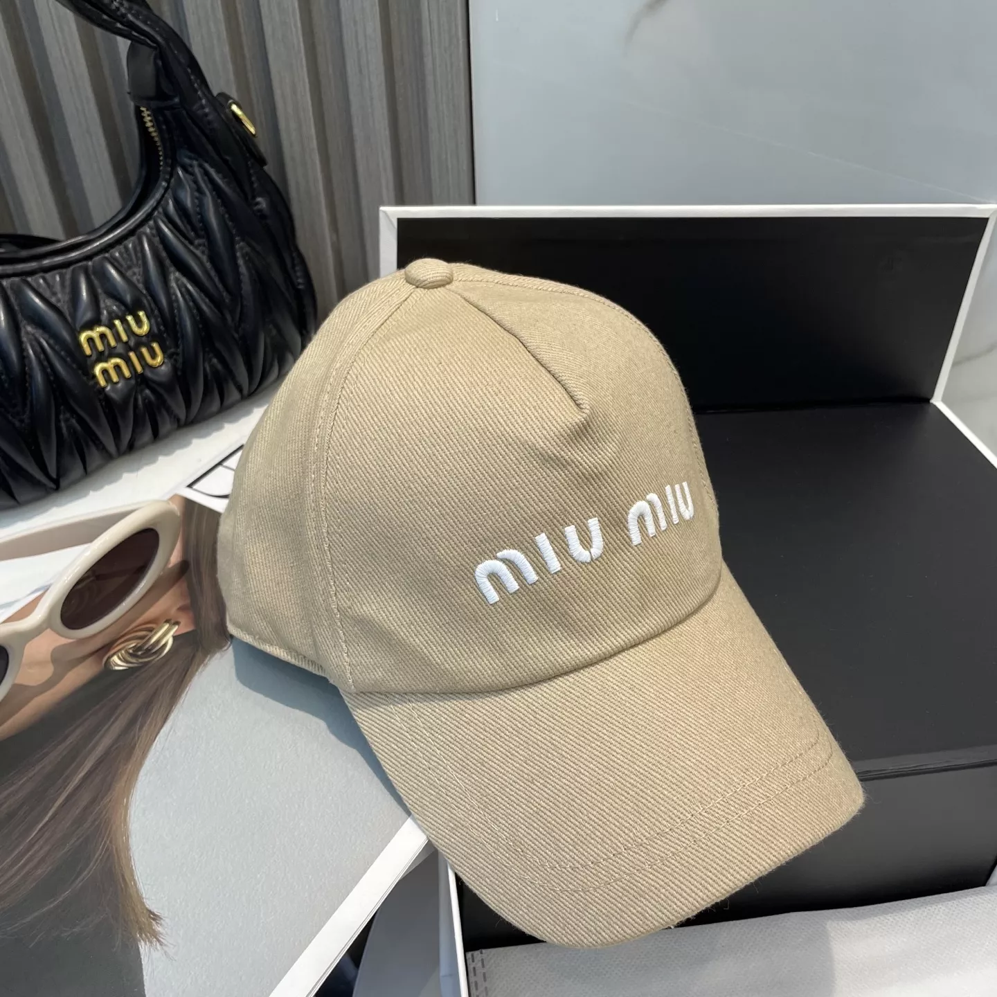 Minimalist 7749 MIU MIU Caps