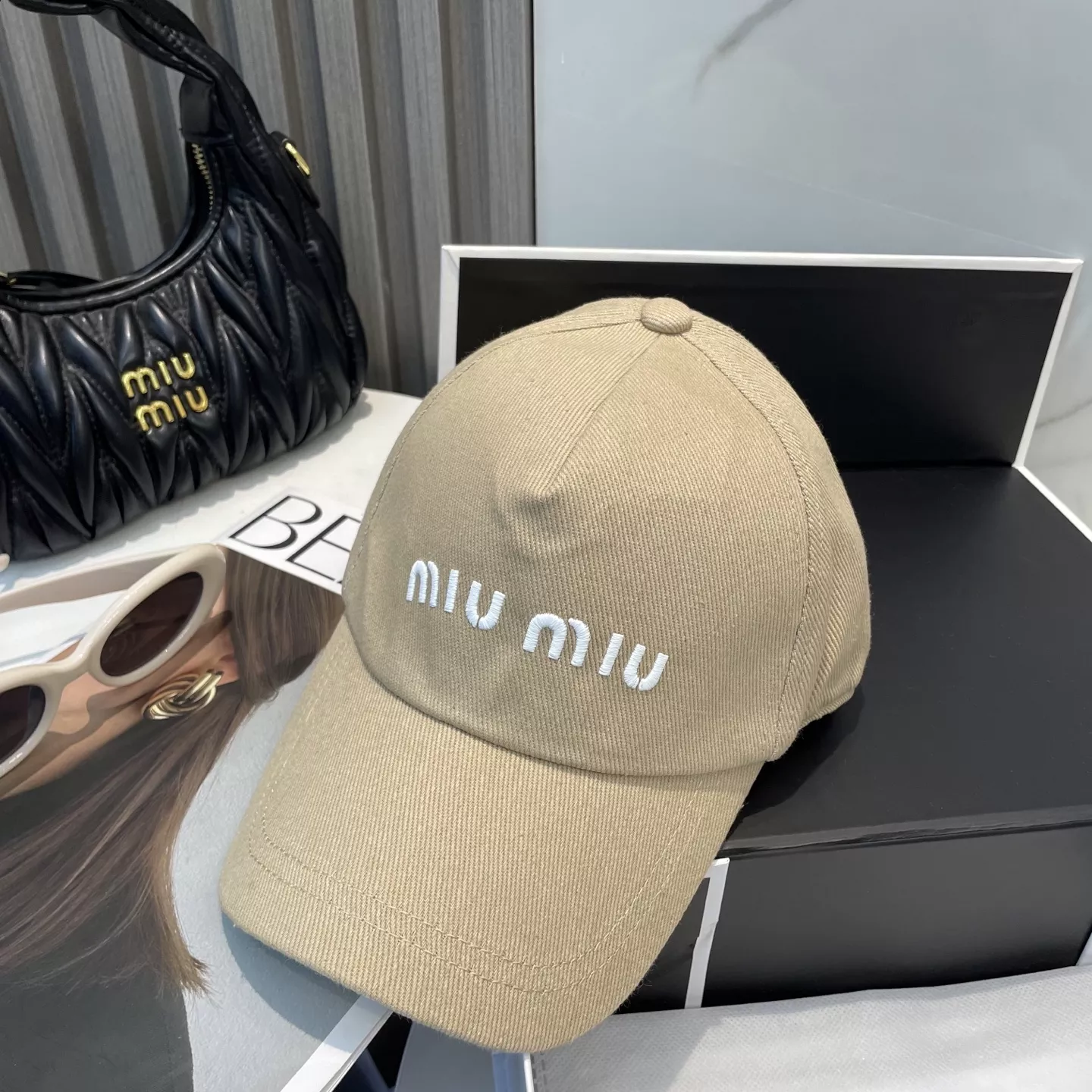 Minimalist 7749 MIU MIU Caps